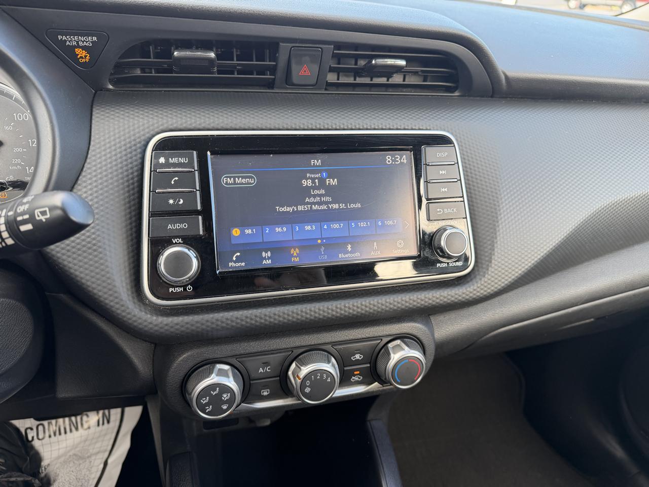 Nissan Kicks S 2023