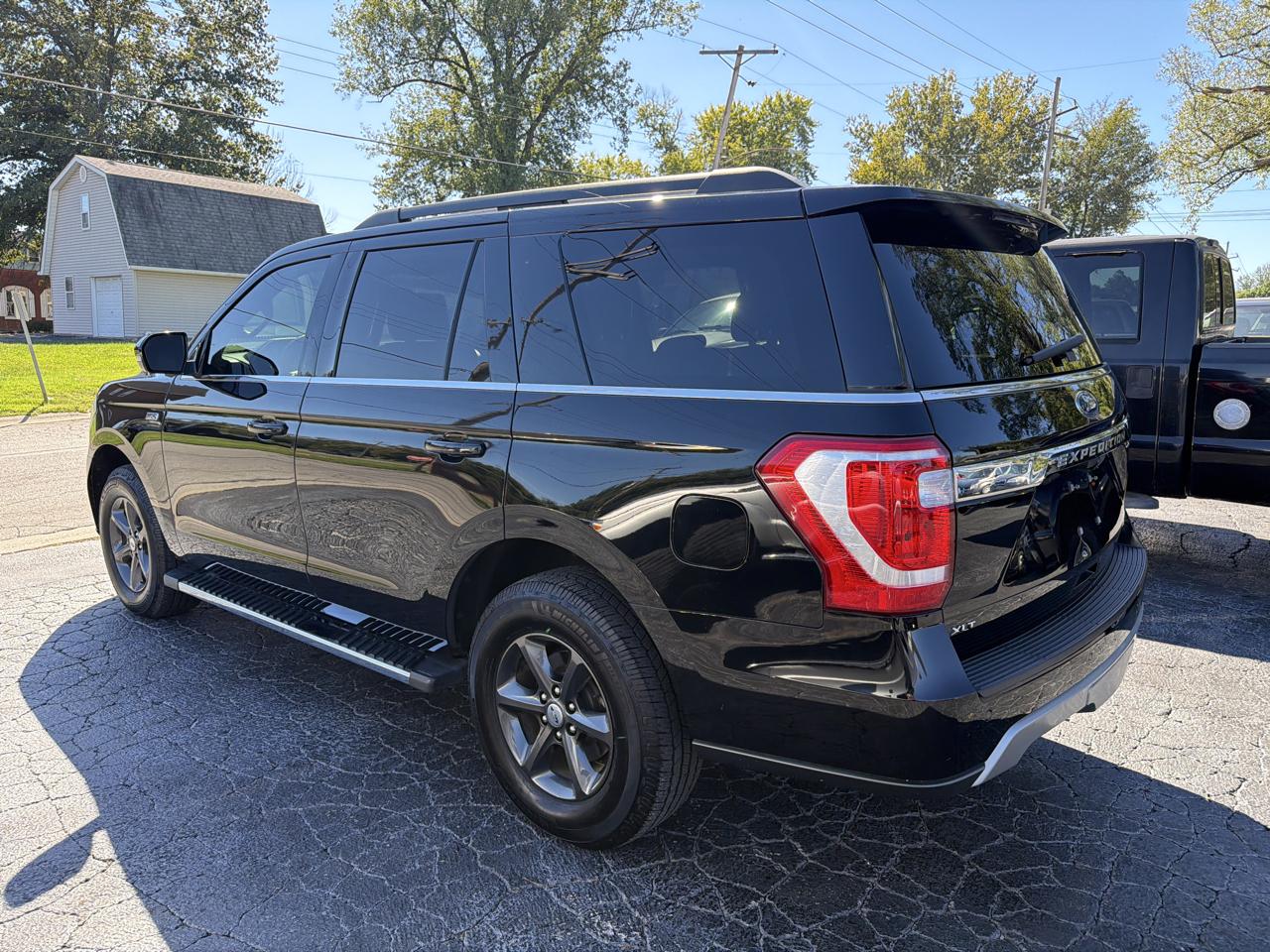 Ford Expedition XLT 4WD 2019