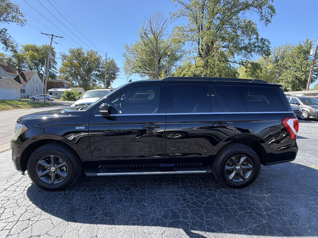 Ford Expedition XLT 4WD 2019