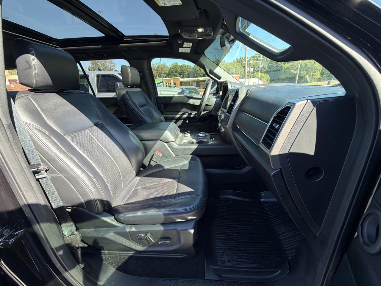 Ford Expedition XLT 4WD 2019