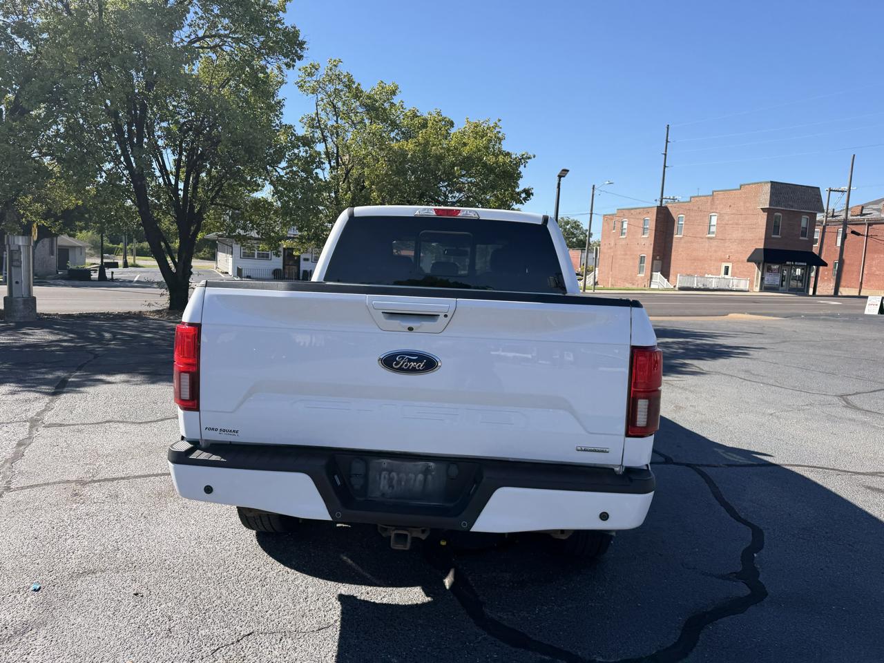 Ford F-150 4WD SuperCrew 145" Lariat 2020