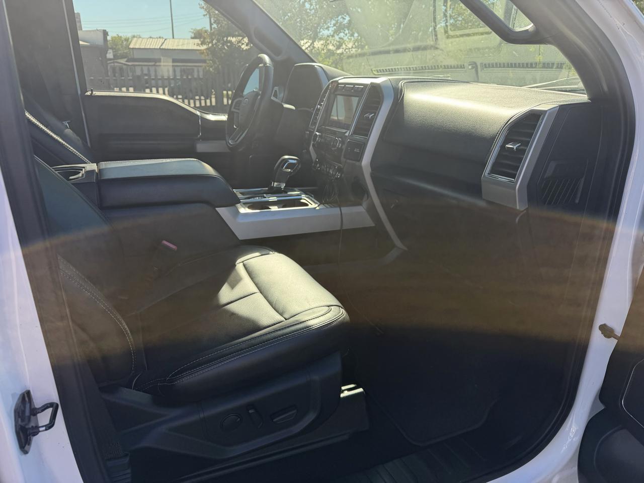 Ford F-150 4WD SuperCrew 145" Lariat 2020