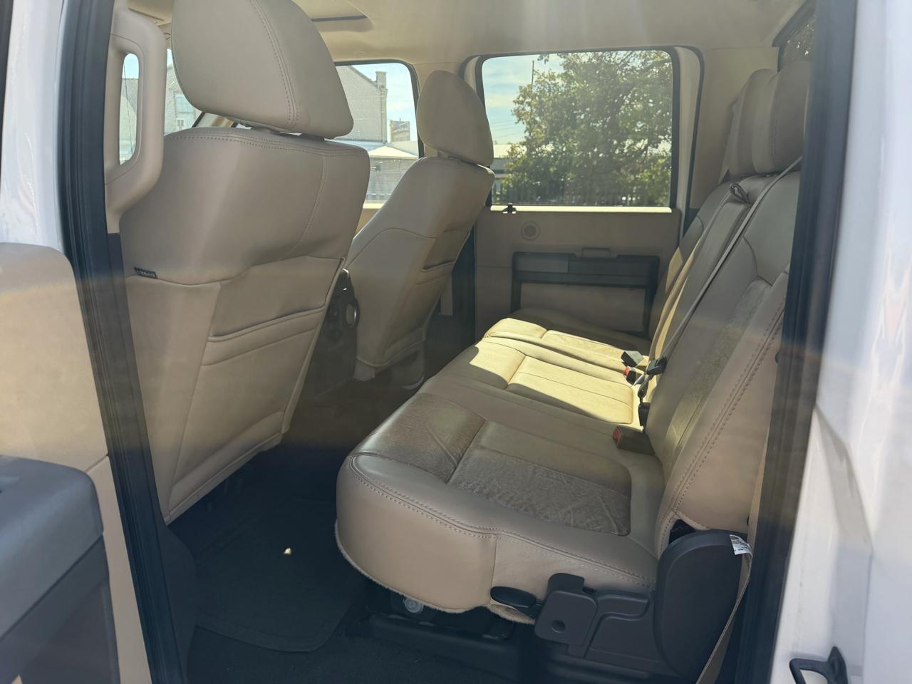 Ford F-250 SD Lariat Crew Cab Short Bed 4WD 2011