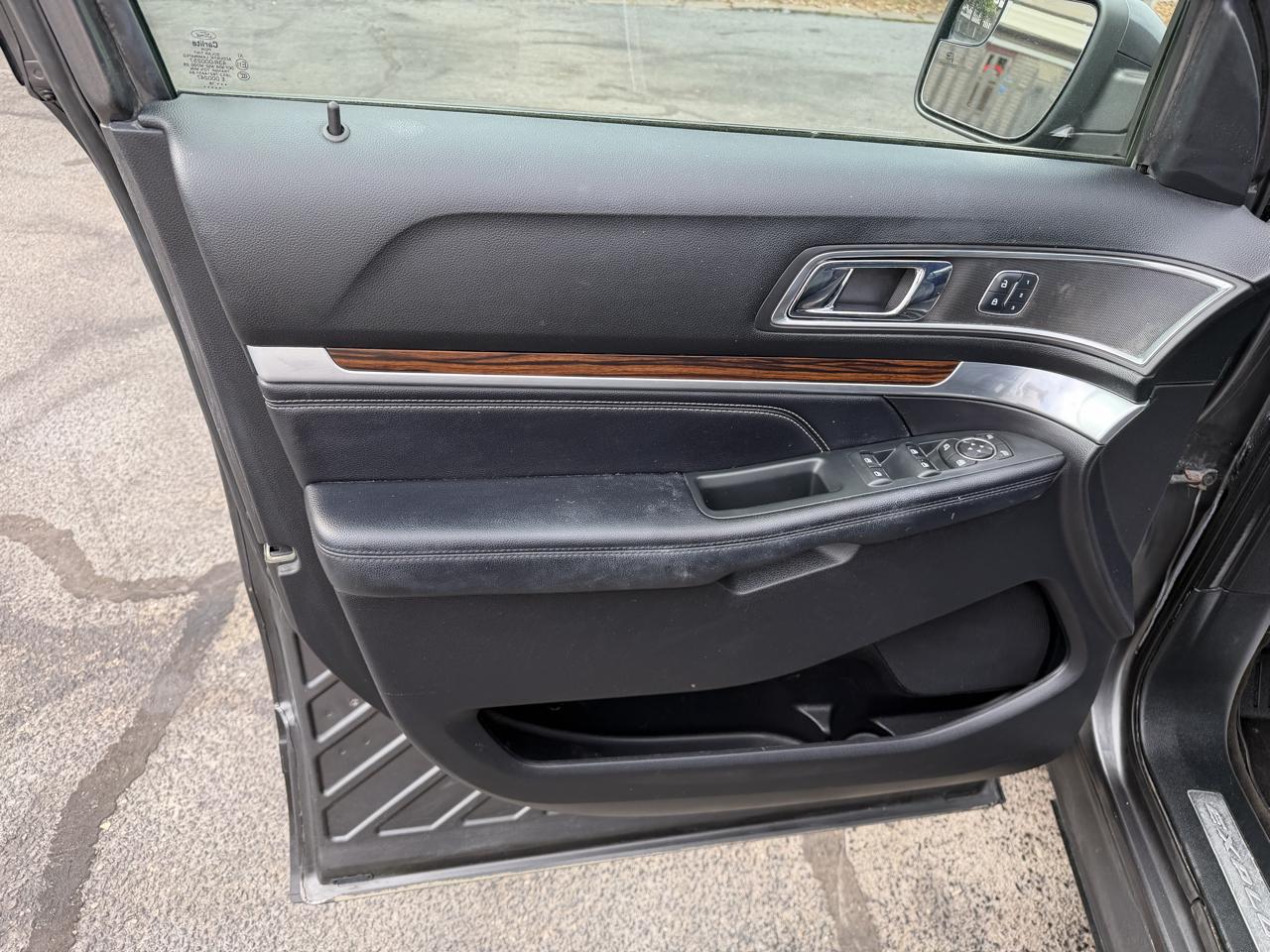 Ford Explorer Limited FWD 2018