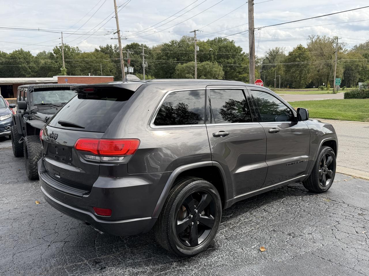Jeep Grand Cherokee Laredo 4WD 2014