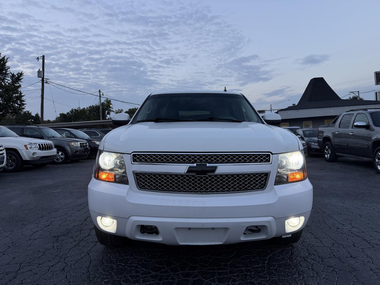 Chevrolet Tahoe LT 4WD 2011
