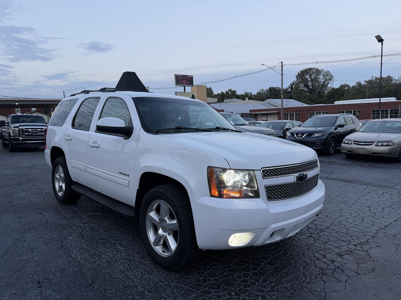 Chevrolet Tahoe LT 4WD 2011