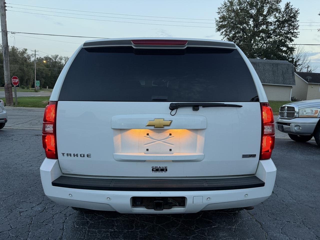 Chevrolet Tahoe LT 4WD 2011