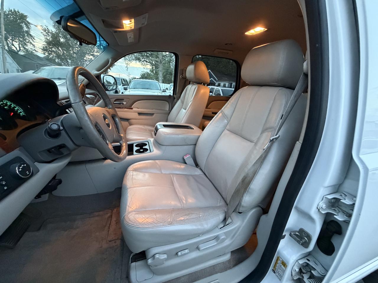 Chevrolet Tahoe LT 4WD 2011