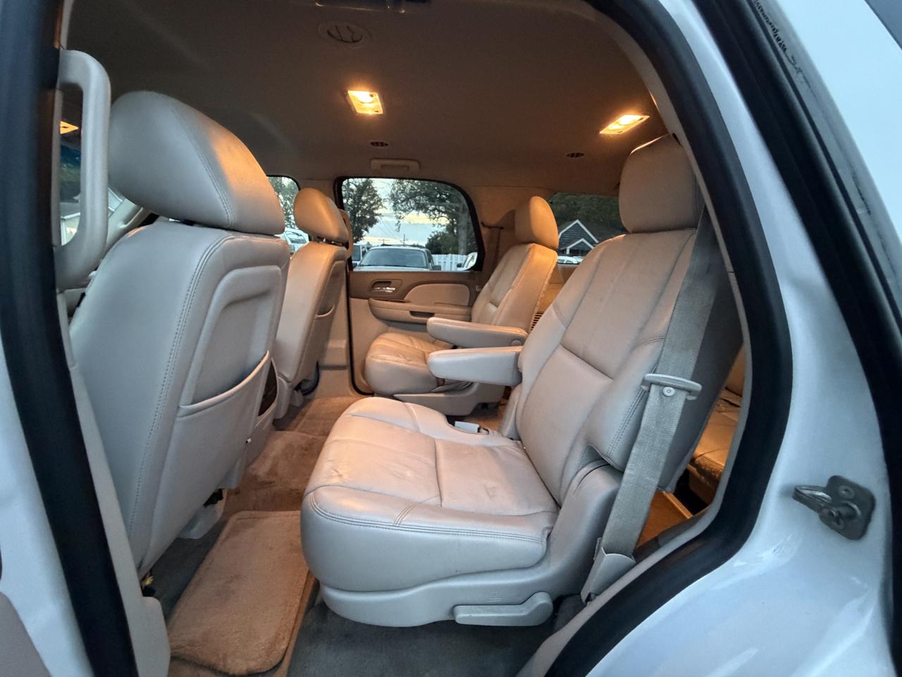 Chevrolet Tahoe LT 4WD 2011