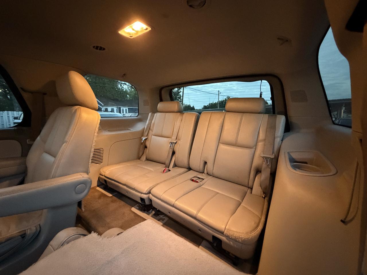 Chevrolet Tahoe LT 4WD 2011