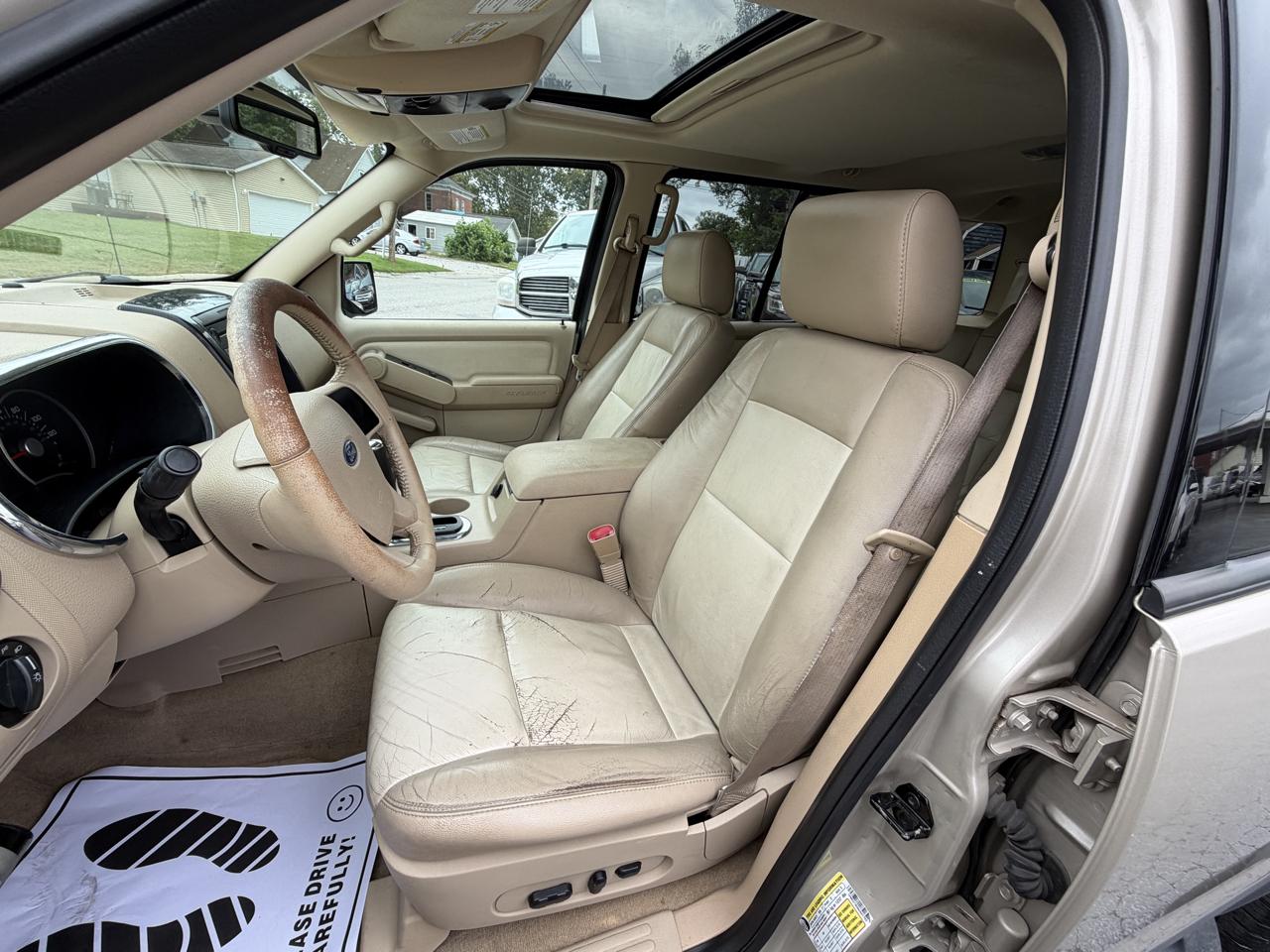 Ford Explorer XLT 4.0L 4WD 2006