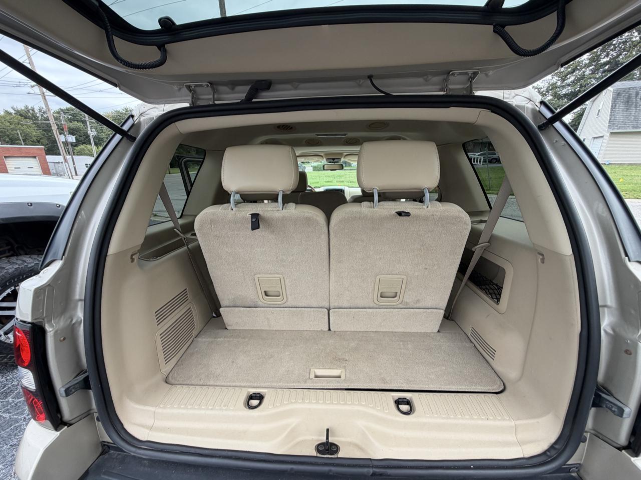 Ford Explorer XLT 4.0L 4WD 2006