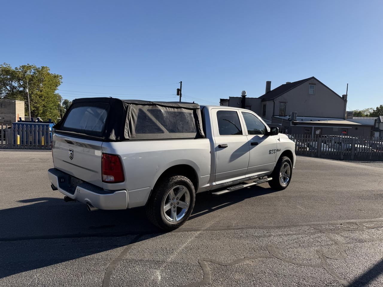RAM 1500 2WD Crew Cab 149" Sport 2014