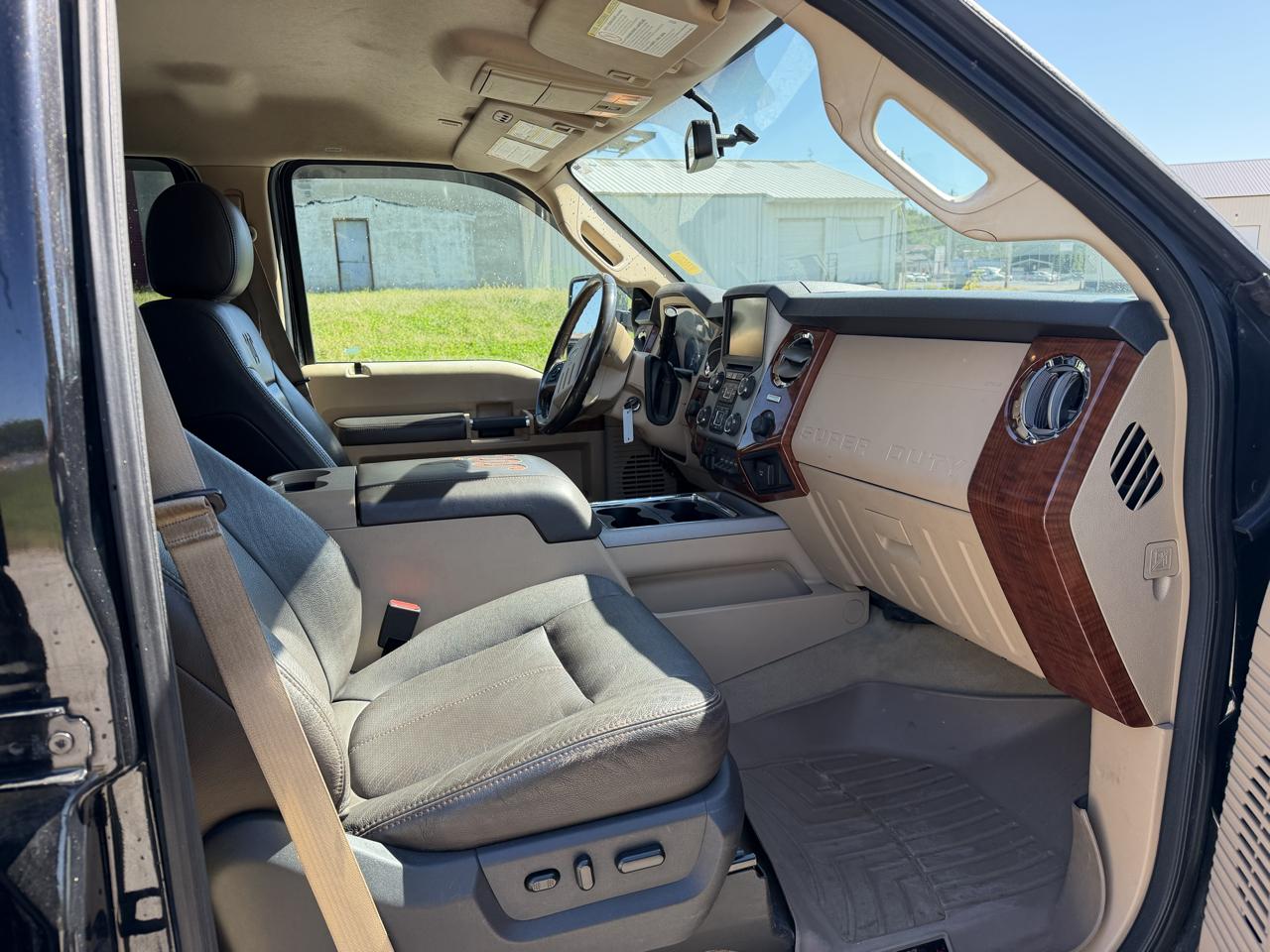 Ford F-350 SD King Ranch Crew Cab Long Bed 4WD 2015