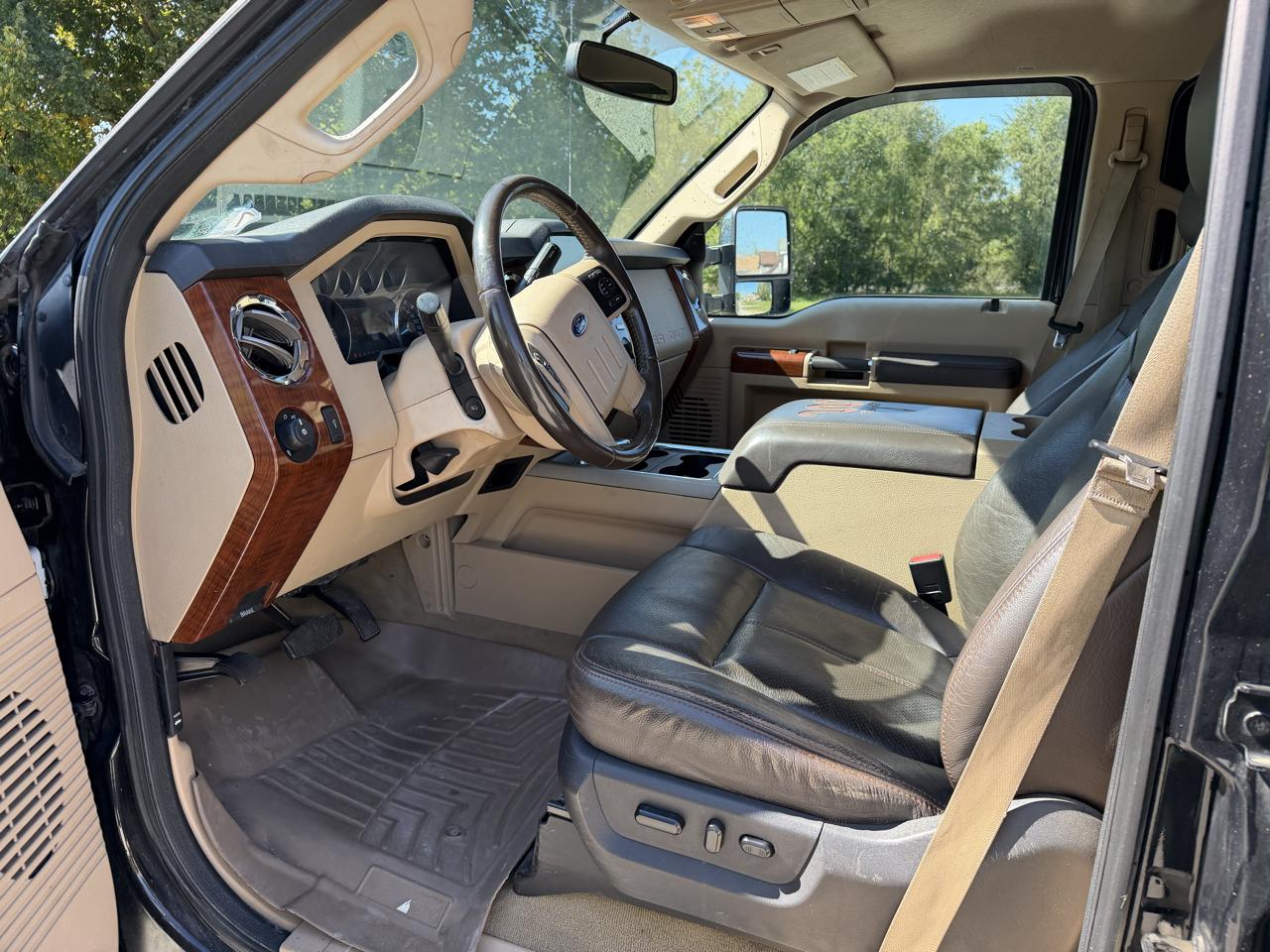 Ford F-350 SD King Ranch Crew Cab Long Bed 4WD 2015