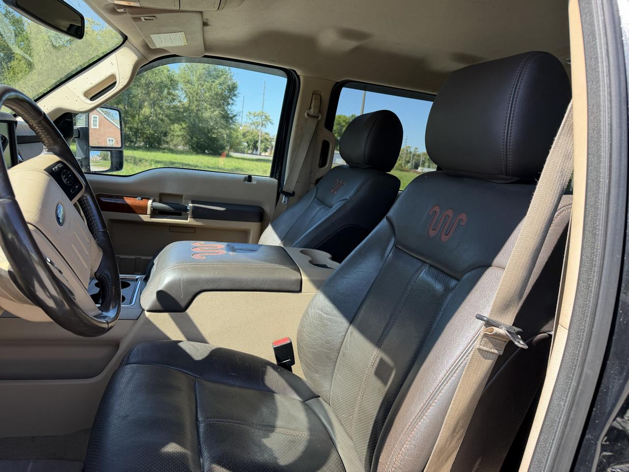 Ford F-350 SD King Ranch Crew Cab Long Bed 4WD 2015