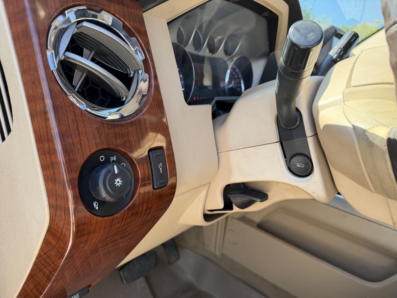Ford F-350 SD King Ranch Crew Cab Long Bed 4WD 2015