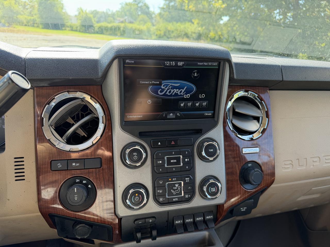 Ford F-350 SD King Ranch Crew Cab Long Bed 4WD 2015
