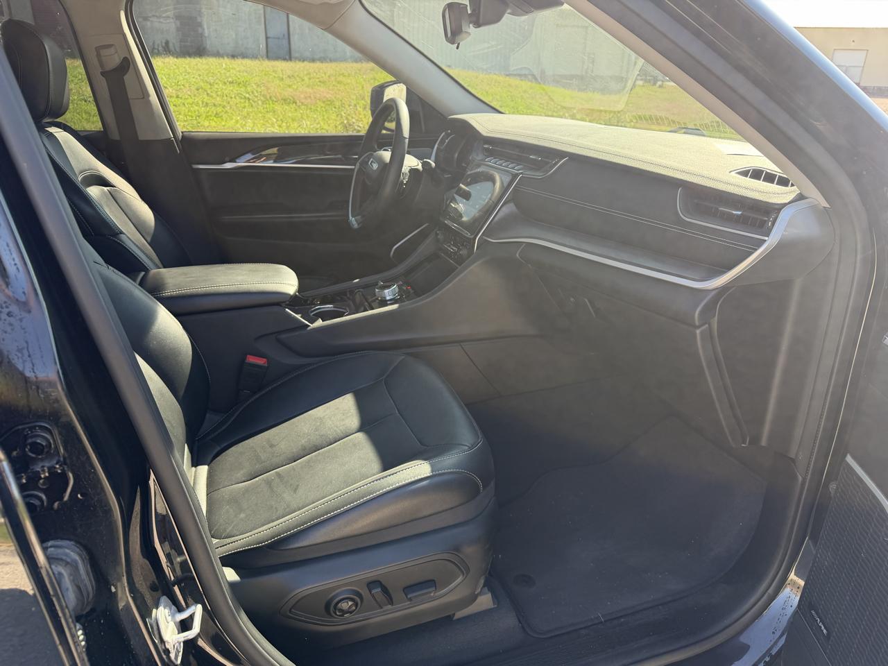 Jeep Grand Cherokee L Limited 4WD 2023