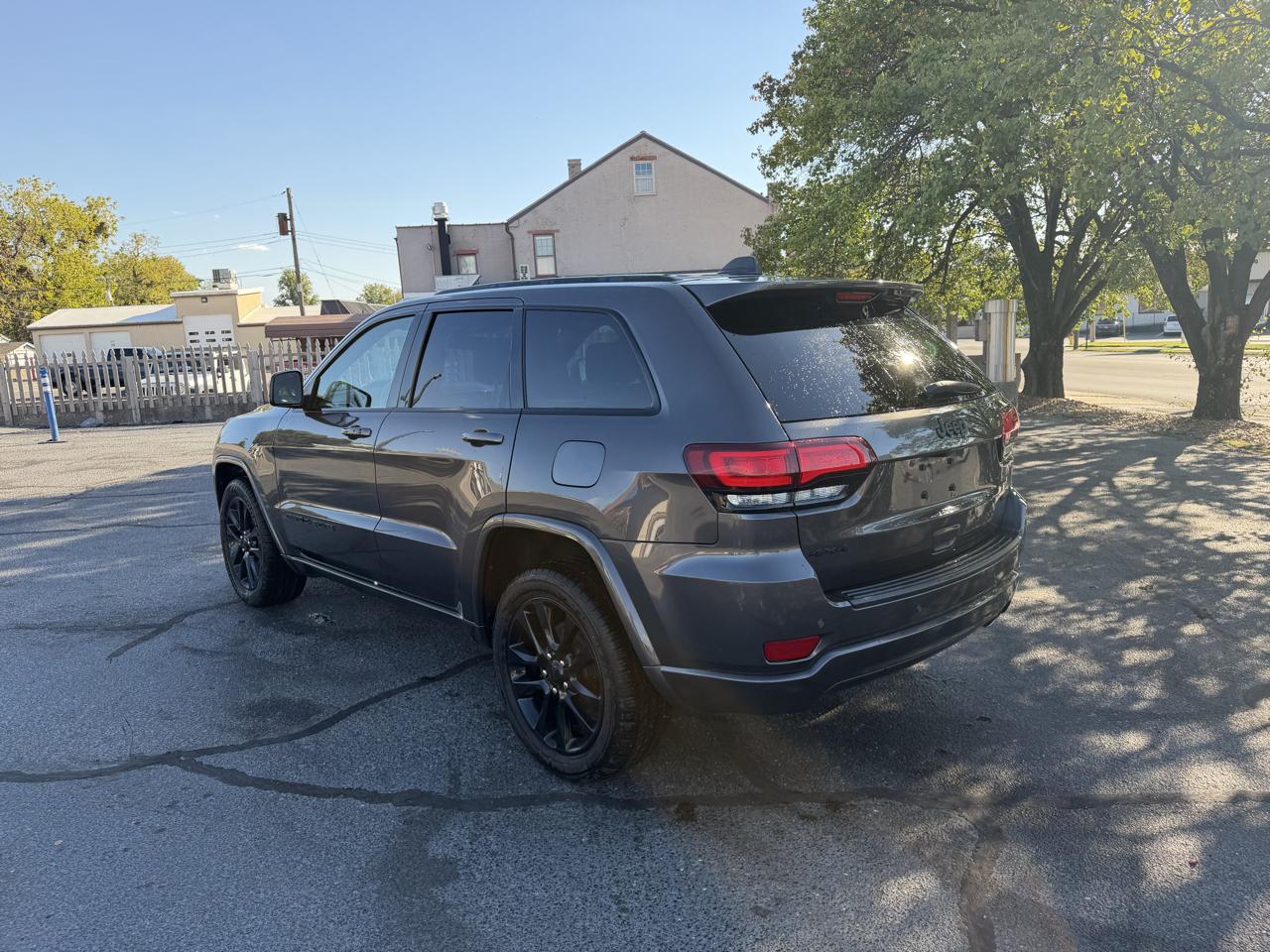 Jeep Grand Cherokee Laredo 4WD 2020