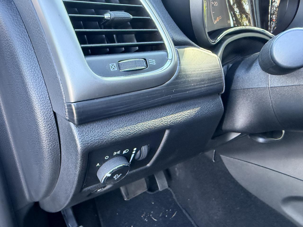 Jeep Grand Cherokee Laredo 4WD 2020