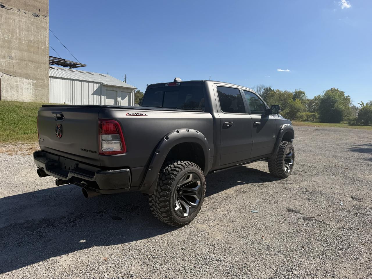 RAM 1500 Big Horn Crew Cab SWB 4WD 2022