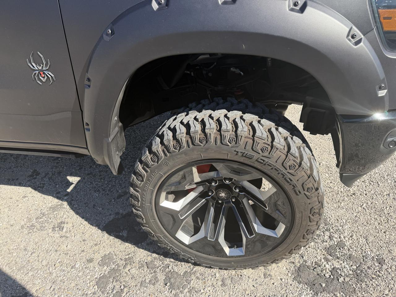 RAM 1500 Big Horn Crew Cab SWB 4WD 2022