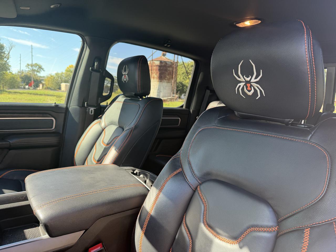 RAM 1500 Big Horn Crew Cab SWB 4WD 2022