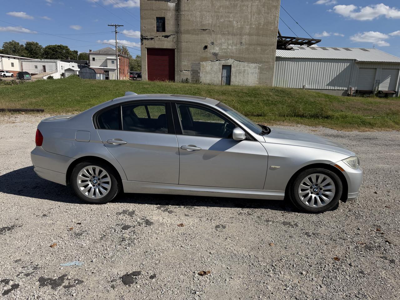 BMW 3-Series 328i 2009