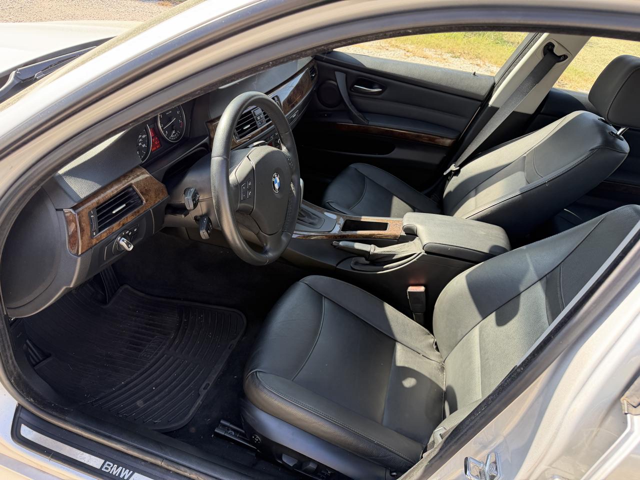 BMW 3-Series 328i 2009