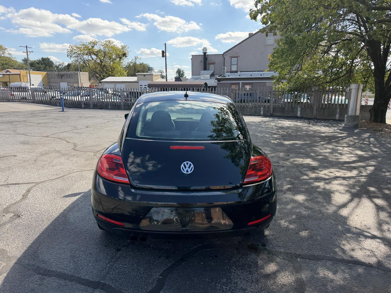 Volkswagen Beetle 1.8T Classic 2015
