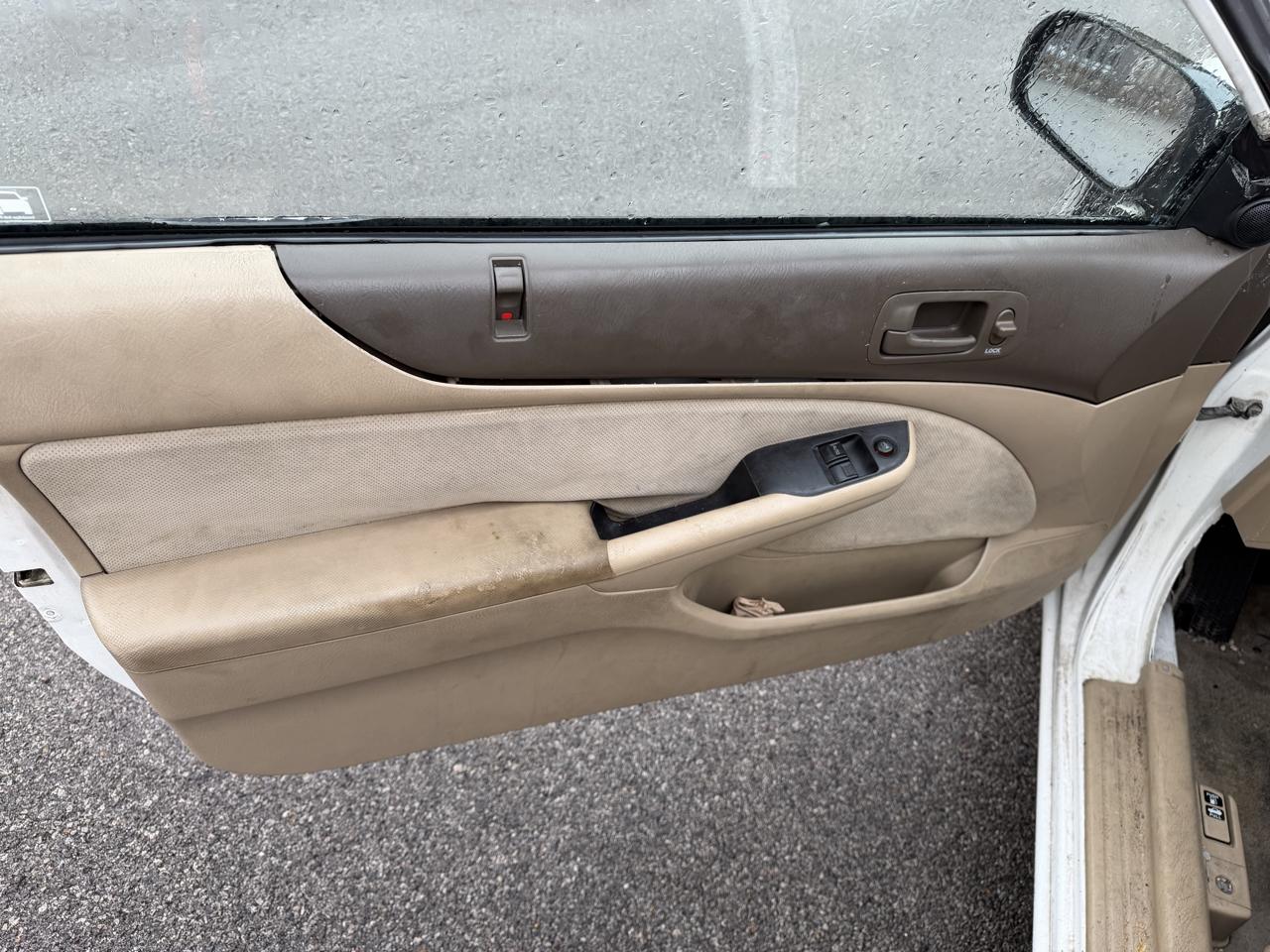 Honda Civic EX Coupe 4-spd AT 2003