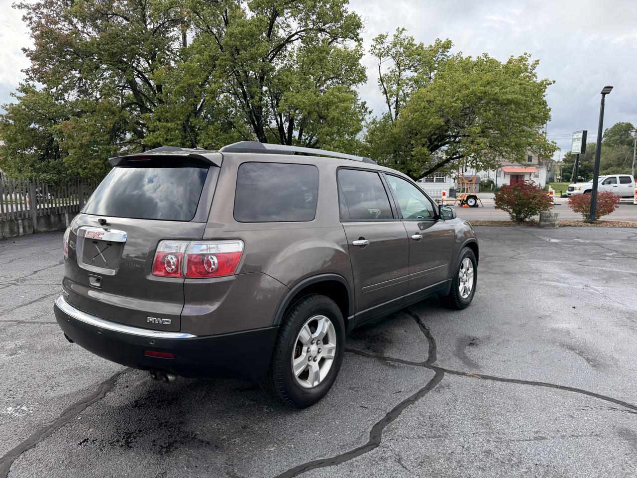 GMC Acadia SLE-2 AWD 2012