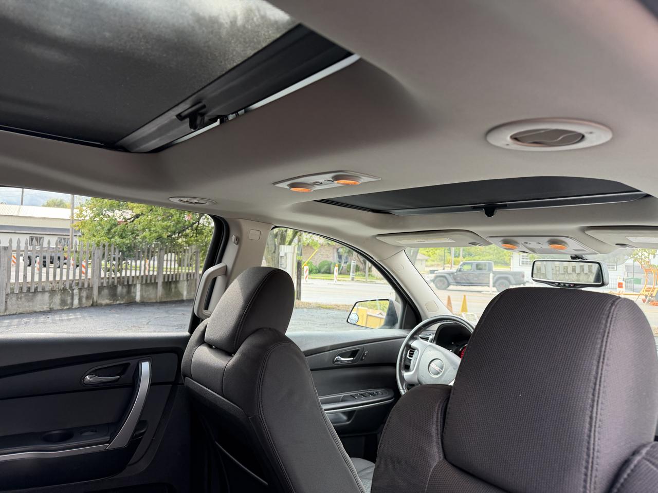 GMC Acadia SLE-2 AWD 2012