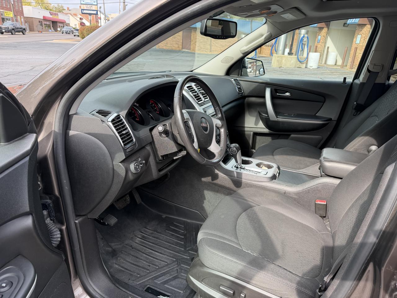 GMC Acadia SLE-2 AWD 2012