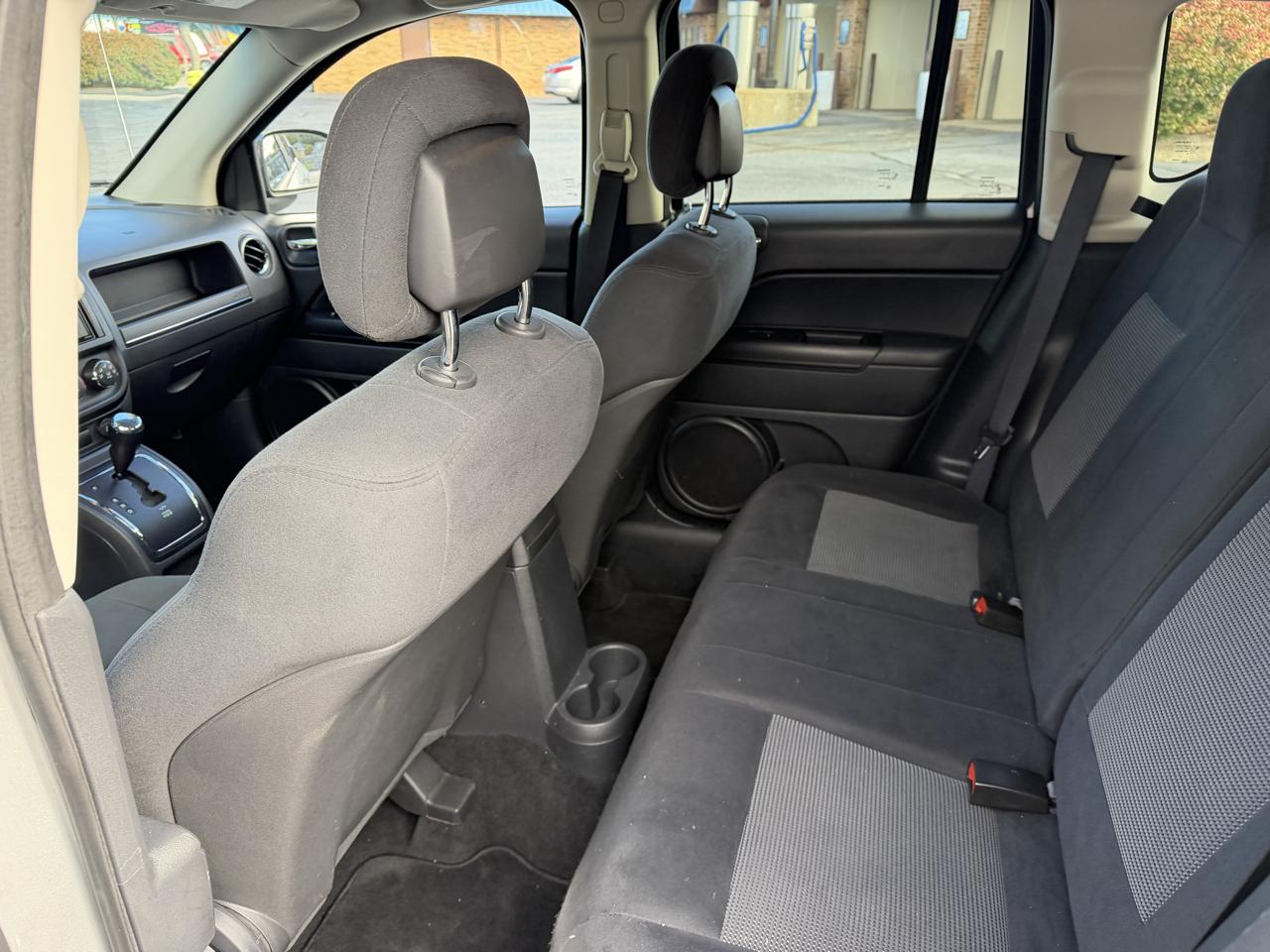 Jeep Compass Sport FWD 2011