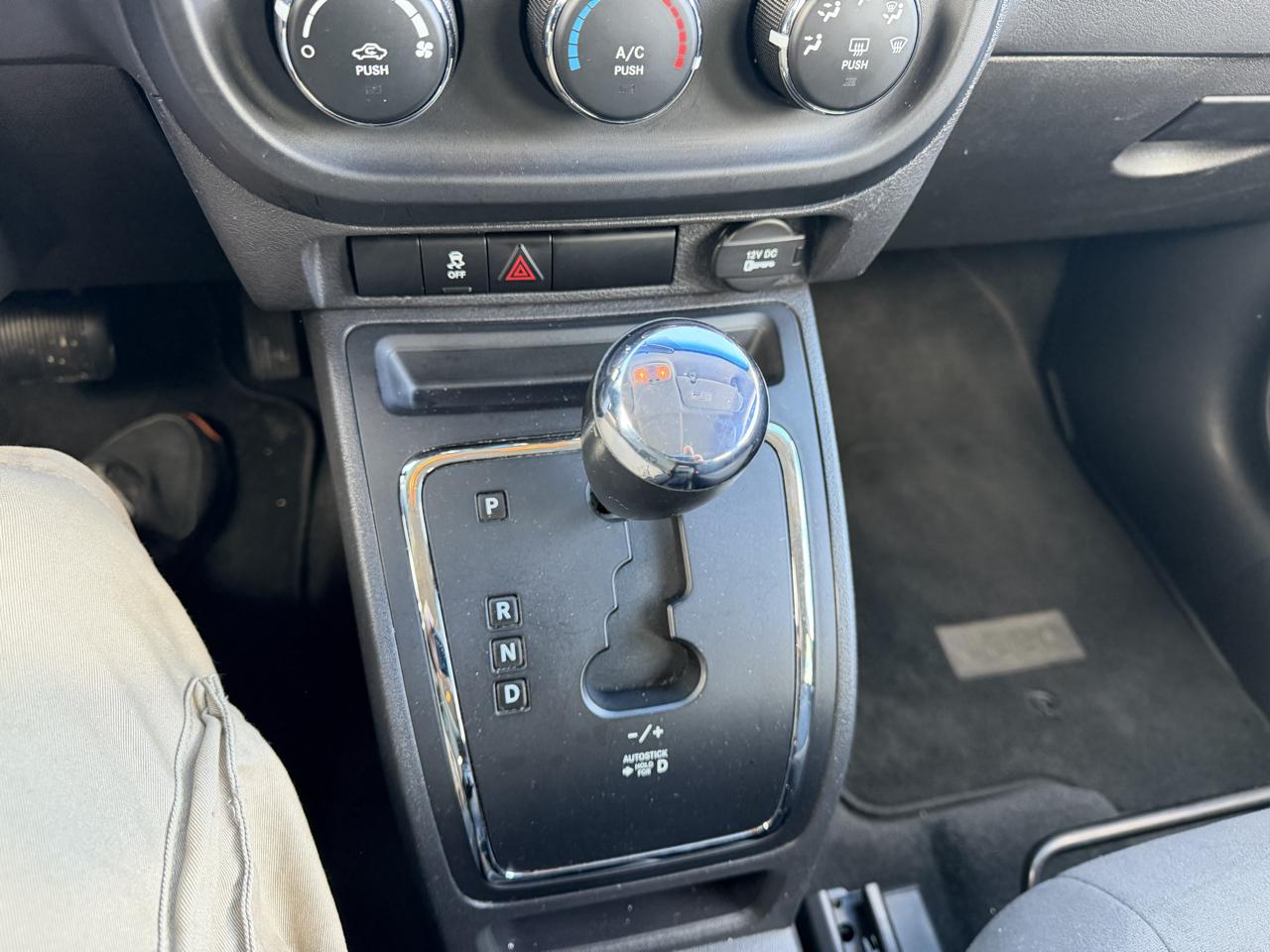 Jeep Compass Sport FWD 2011