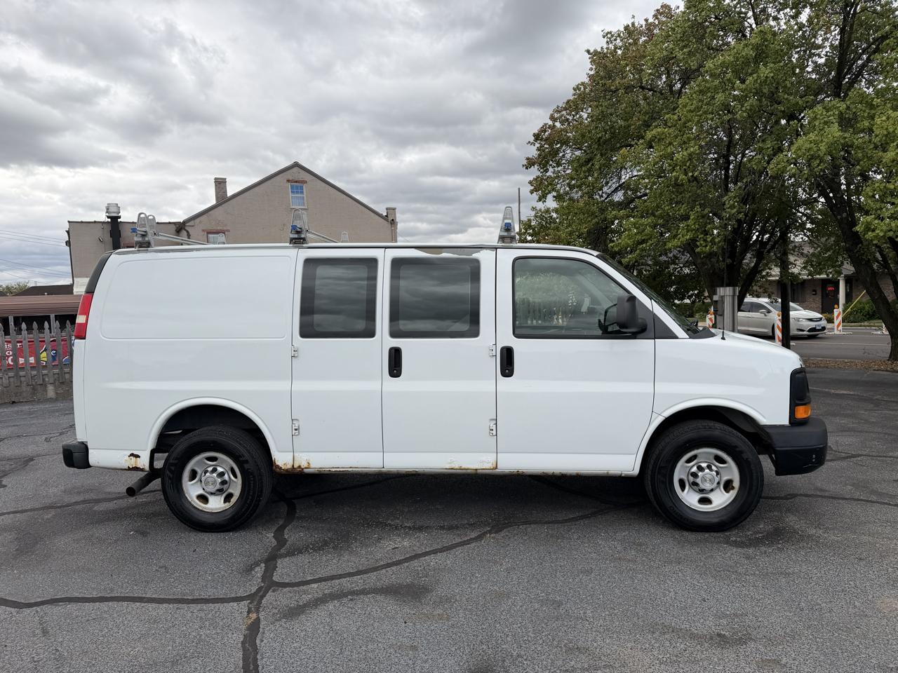 Chevrolet Express 2500 Cargo 2013