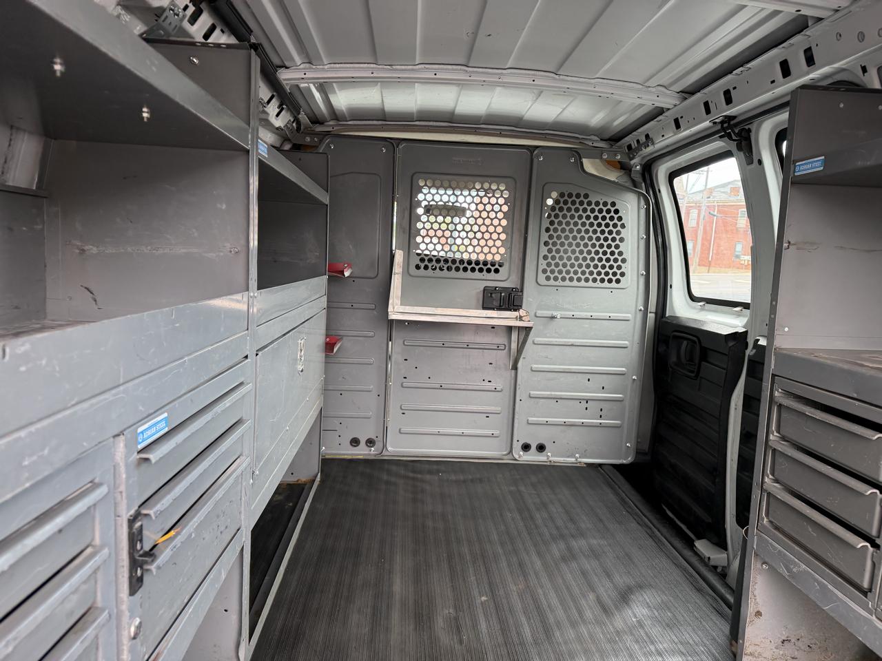 Chevrolet Express 2500 Cargo 2013