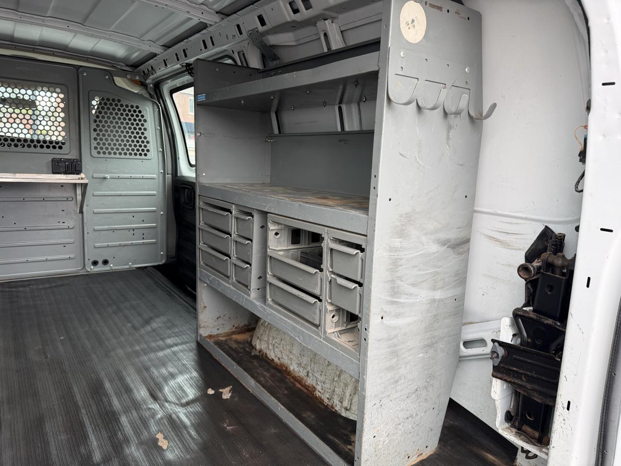 Chevrolet Express 2500 Cargo 2013