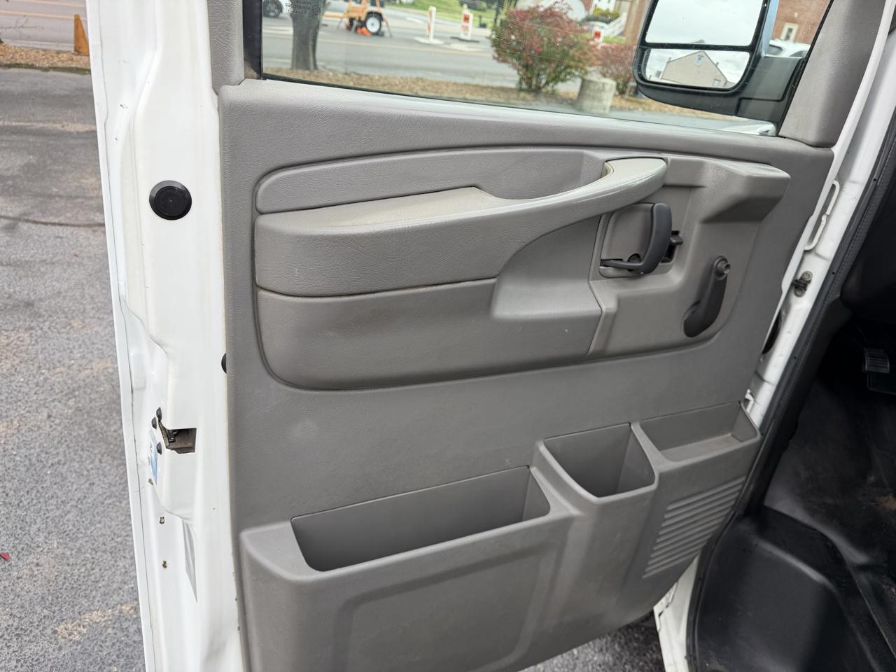 Chevrolet Express 2500 Cargo 2013