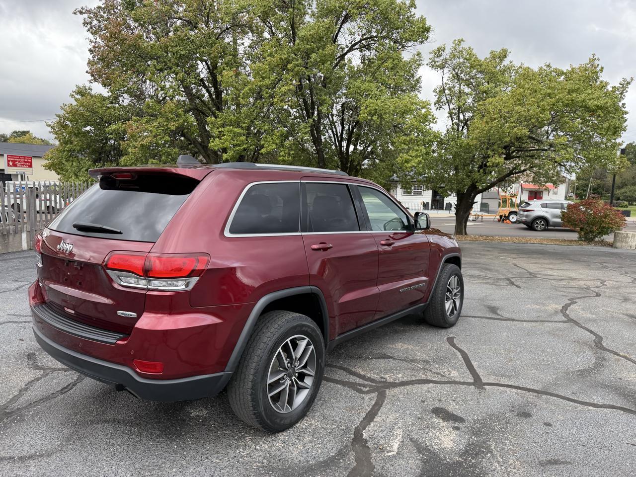 Jeep Grand Cherokee Laredo 4WD 2020
