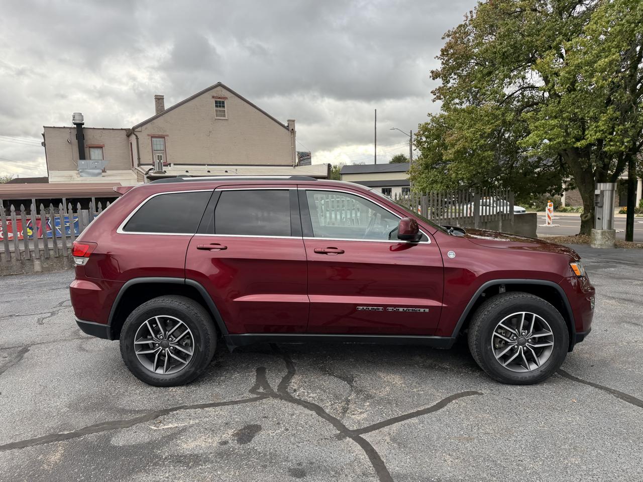 Jeep Grand Cherokee Laredo 4WD 2020