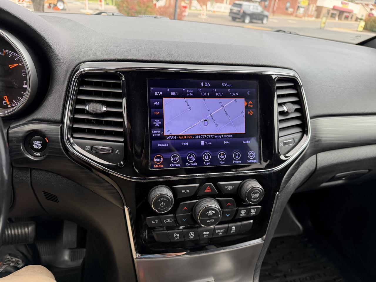 Jeep Grand Cherokee Laredo 4WD 2020