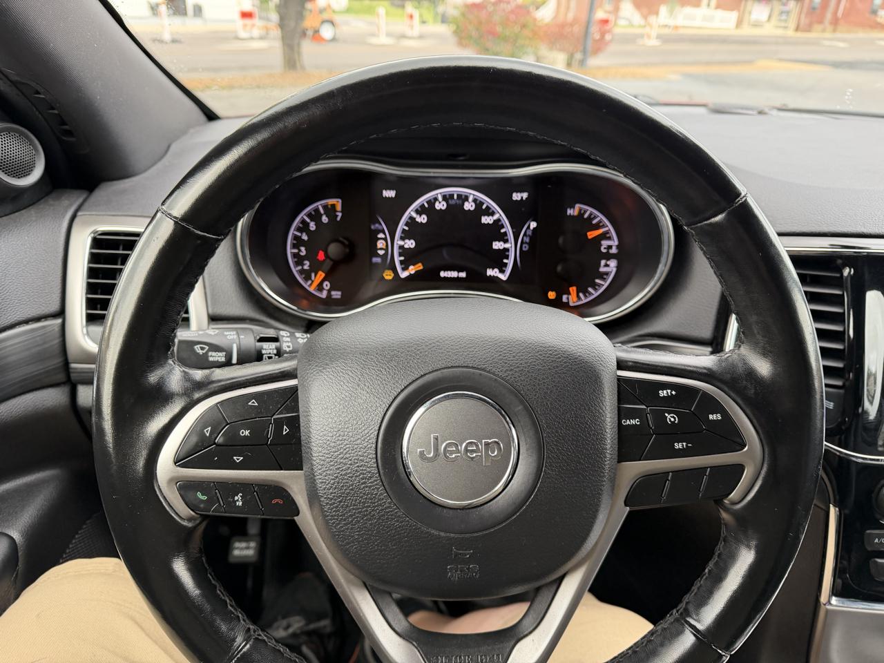 Jeep Grand Cherokee Laredo 4WD 2020