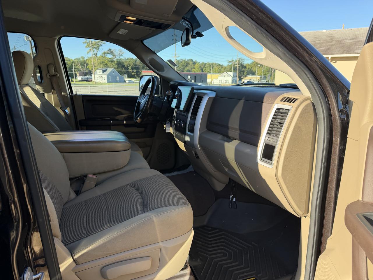 RAM 2500 4WD Crew Cab 149" SLT 2010