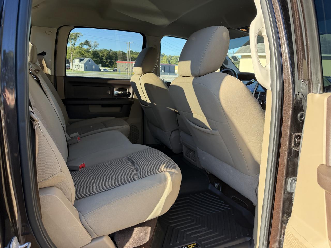 RAM 2500 4WD Crew Cab 149" SLT 2010