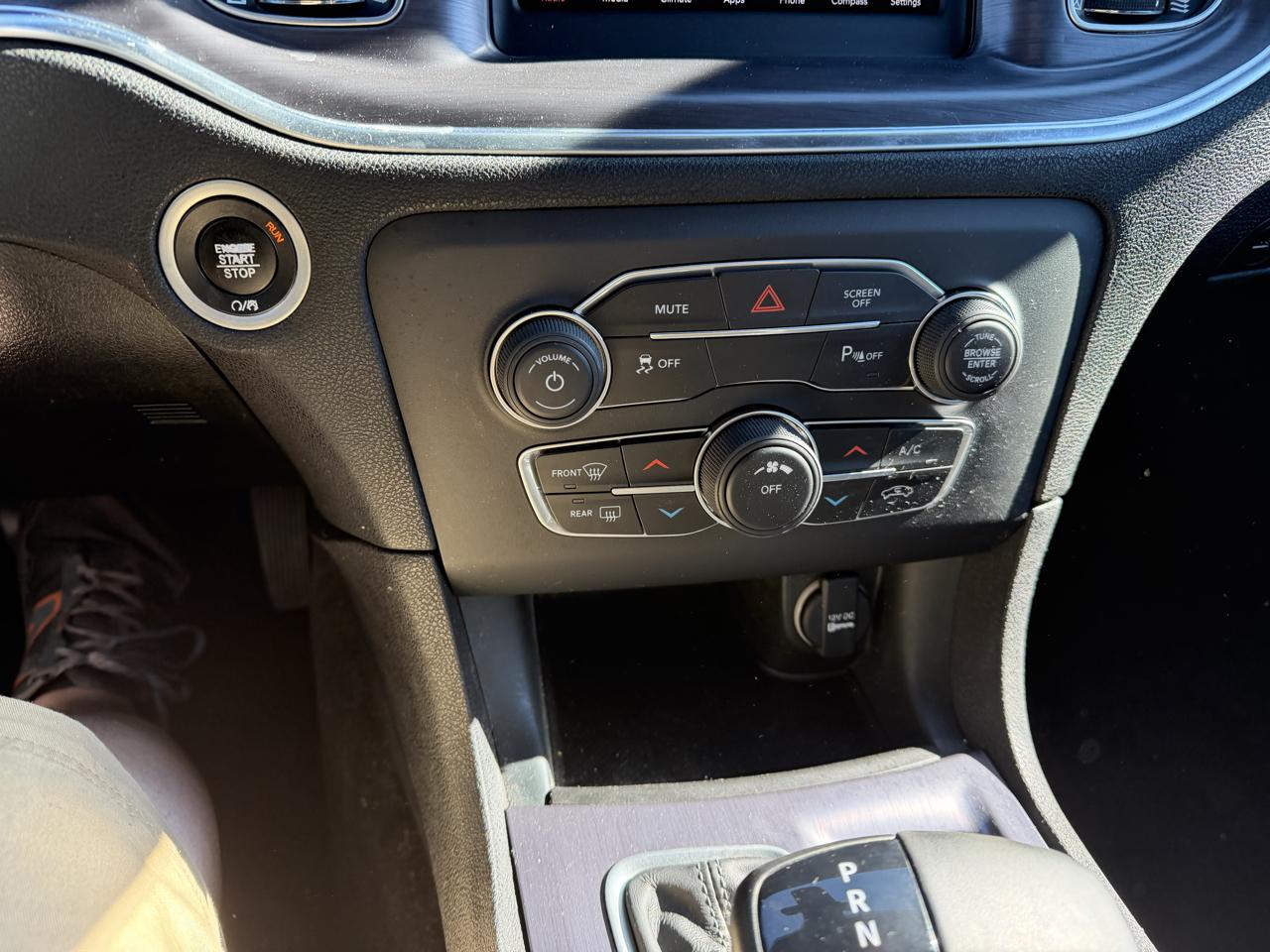 Dodge Charger SXT 2018
