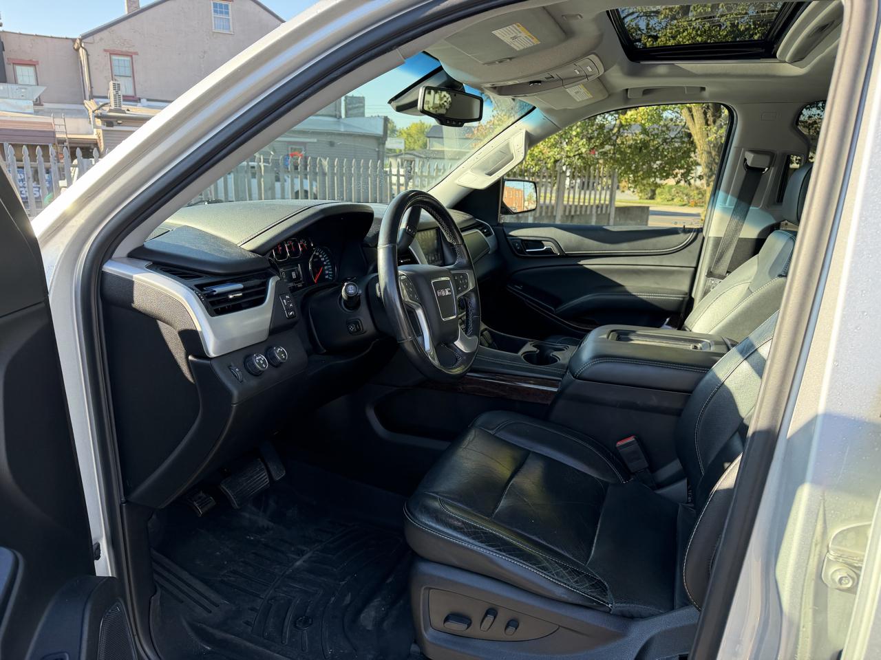 GMC Yukon XL SLT 4WD 2018